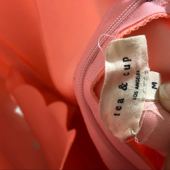 Tea & Cup neon pink dress with Scalloped hem - Picture 4 of 5